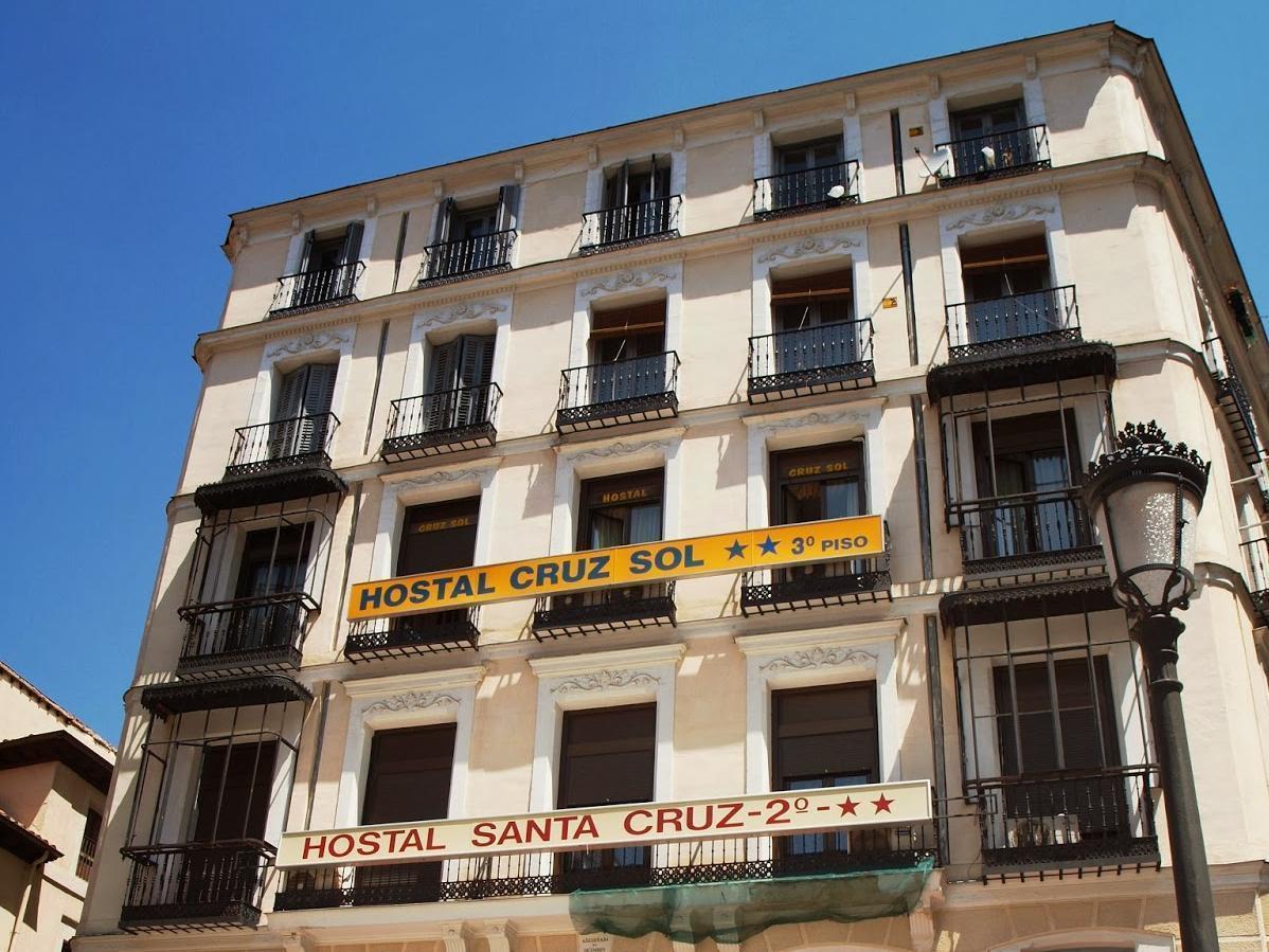 Hostal Cruz Sol Madrid Exterior photo